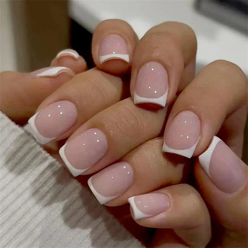 24 Pieces Of Premium Nails - The Beauty Blossoms