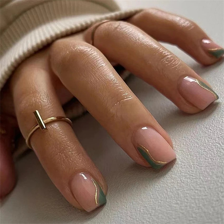 24 Pieces Of Premium Nails - The Beauty Blossoms