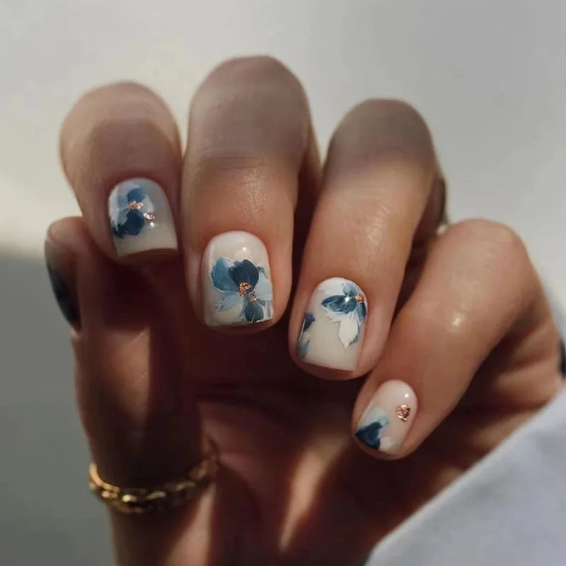 24 Pieces Of Premium Nails - The Beauty Blossoms