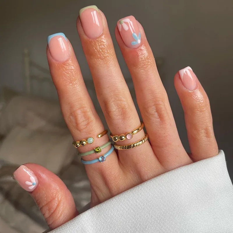 24 Pieces Of Premium Nails - The Beauty Blossoms
